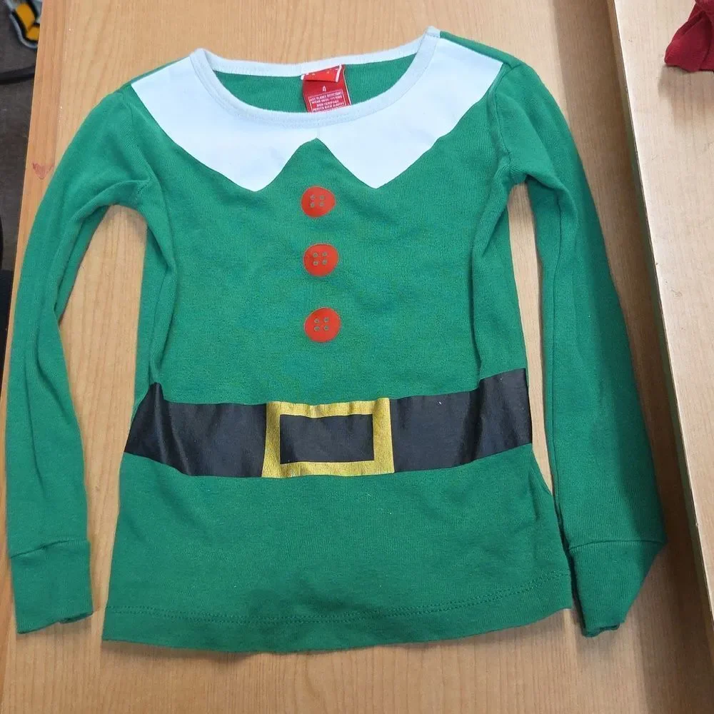 Childs Crazy 8 Santa Jammies With Extra Elf‎ Top And Hat Size 4